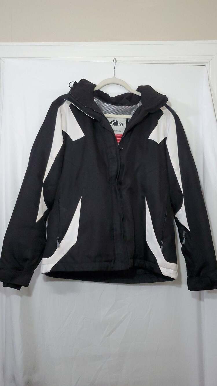 Polar Edge Silver Series Women's XL Ski Jacket Black White 6000mm